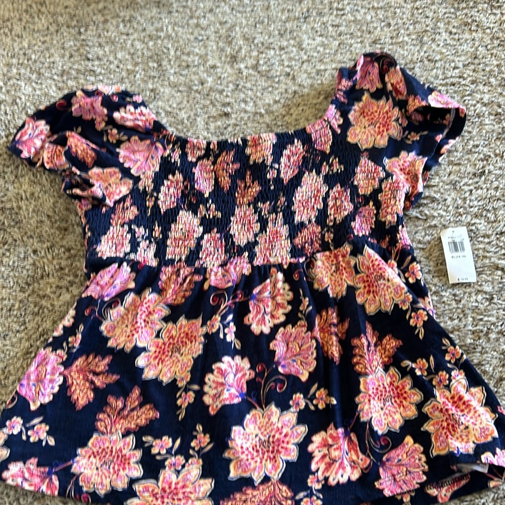 Kids floral top